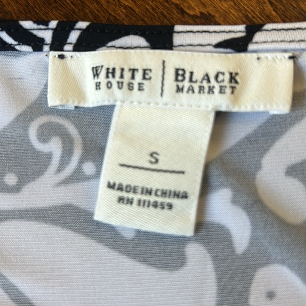 White House Black market tunic - Picture 5 of 6